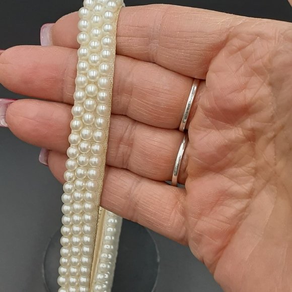 Vintage Beaded Clutch with Strap the Front has a Scallop Design Made in Japan - Picture 2 of 12